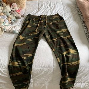 Army print sweatpants